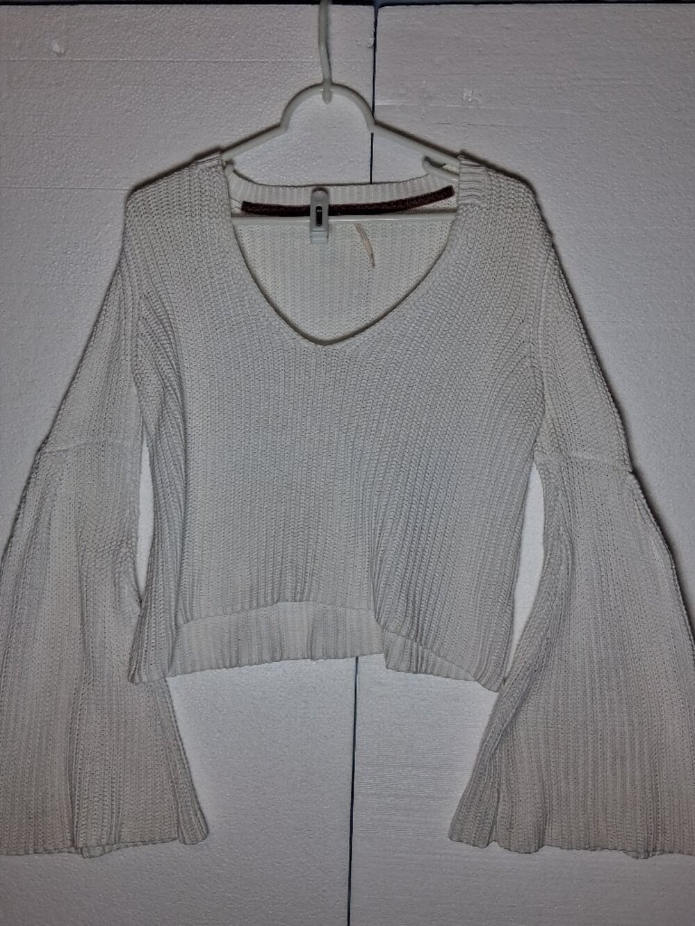 Free People White Damsel Bell Sleeve V-Neck Knit Sweater - Size xs
